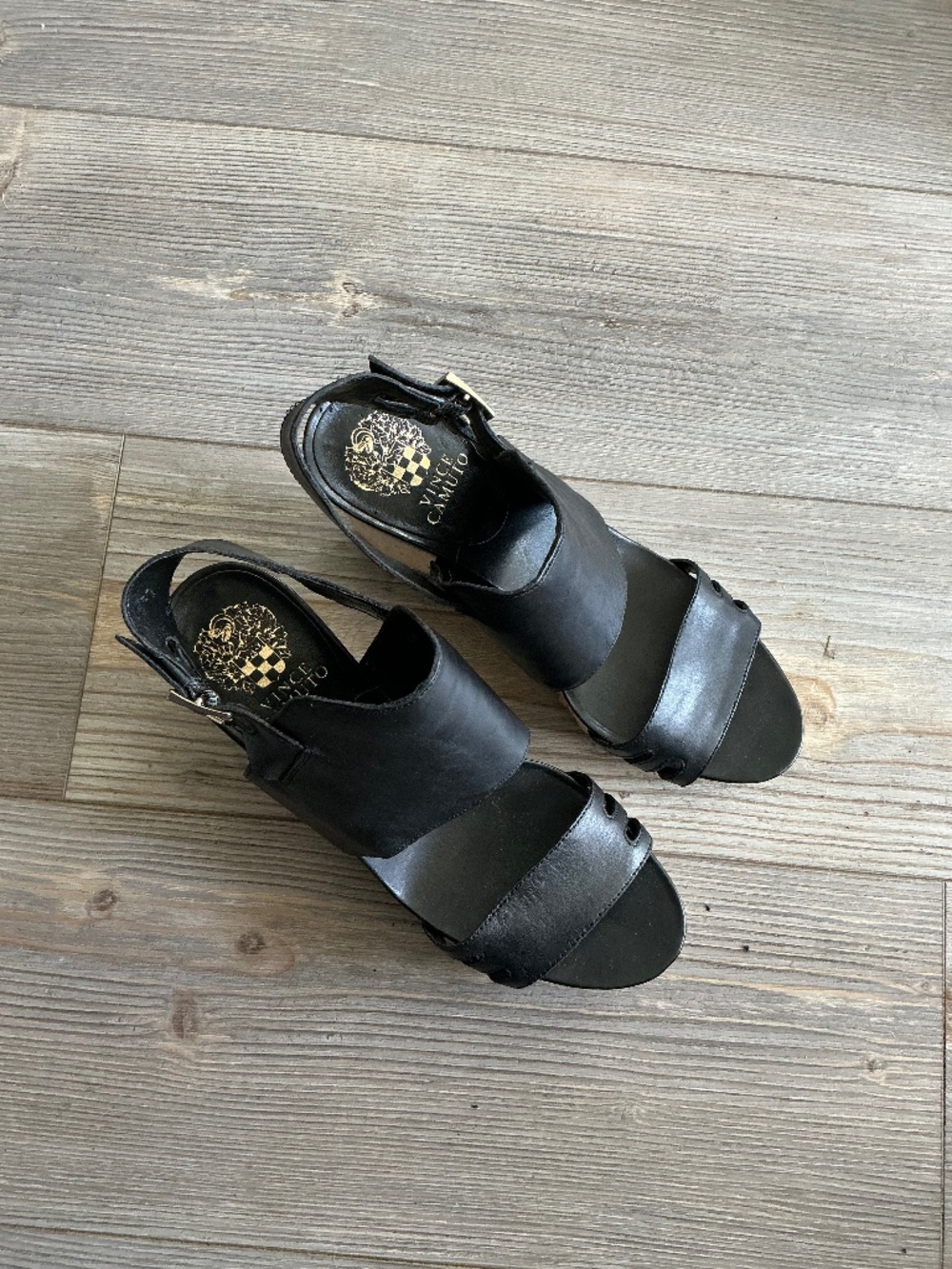 Vince Camuto